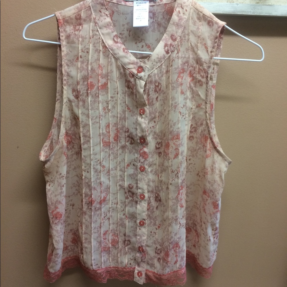 Adorable sheer flowered top